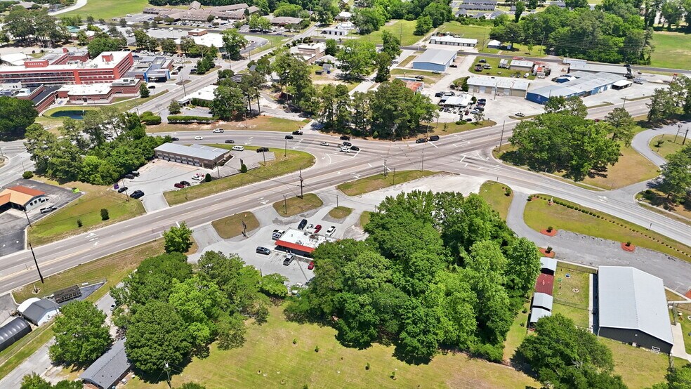 More Photos Of 1115 John Small Ave, Washington General Retail For Sale