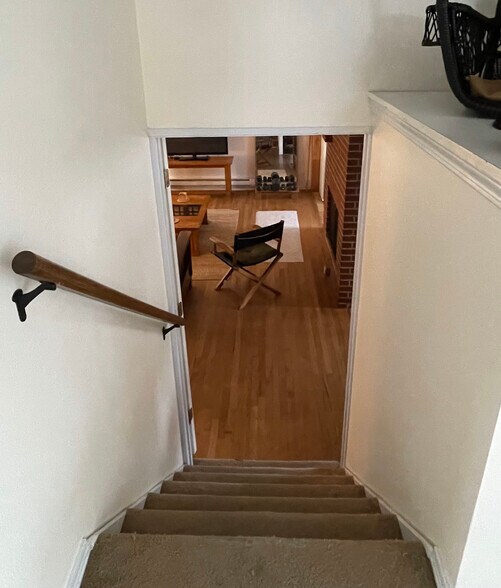 More Photos Of 300 NE 117th Ave, Vancouver Office Residential For Lease