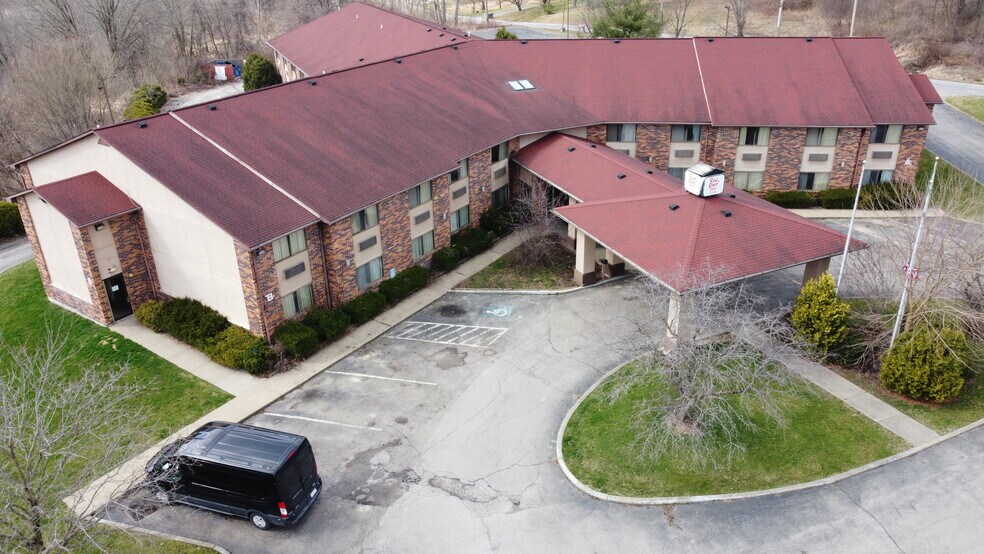 More Photos Of 2700 Wilson Rd, West Middlesex Hotel For Sale