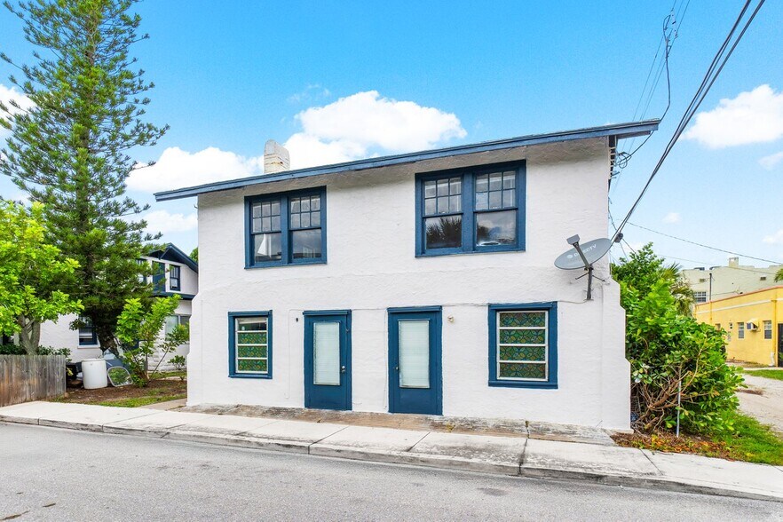 More Photos Of 402 N Federal Hwy, Lake Worth Apartments For Sale