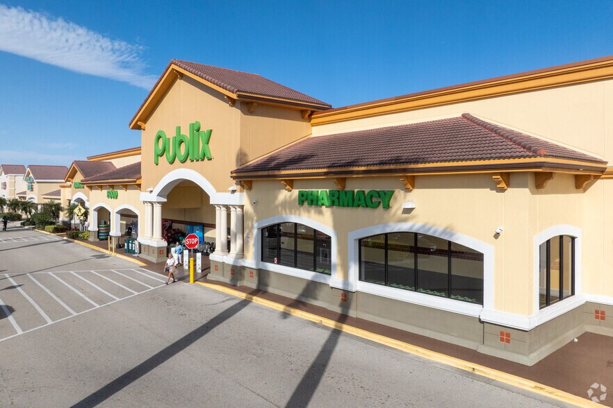 More Photos Of 26831-26841 S Tamiami Trl, Bonita Springs General Retail For Lease