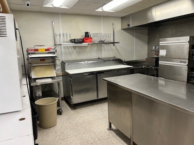More Photos Of 656 Lincoln Ave SE, Saint Cloud Convenience Store For Sale