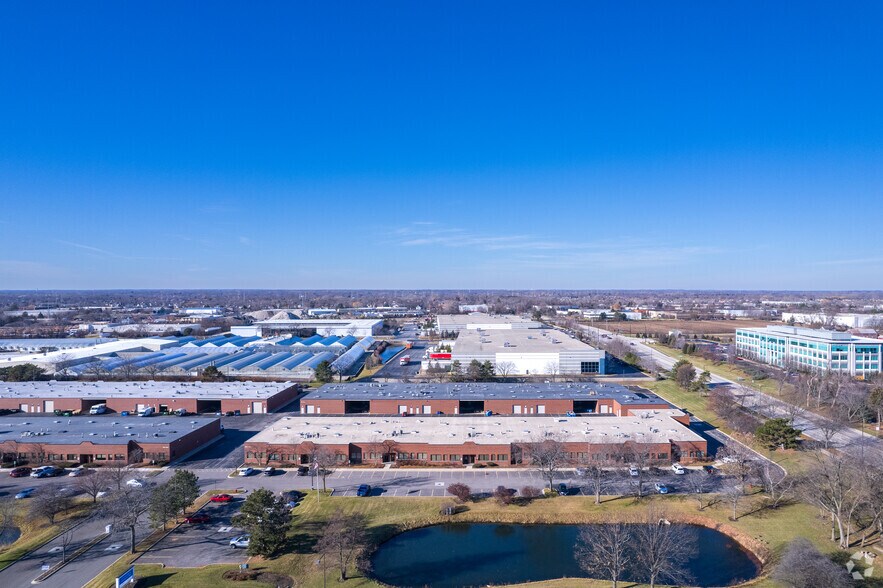 More Photos Of 1530-1558 Barclay Blvd, Buffalo Grove Unknown For Lease