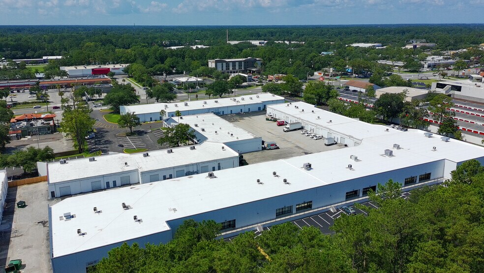 More Photos Of 8535 Baymeadows Rd, Jacksonville Unknown For Lease