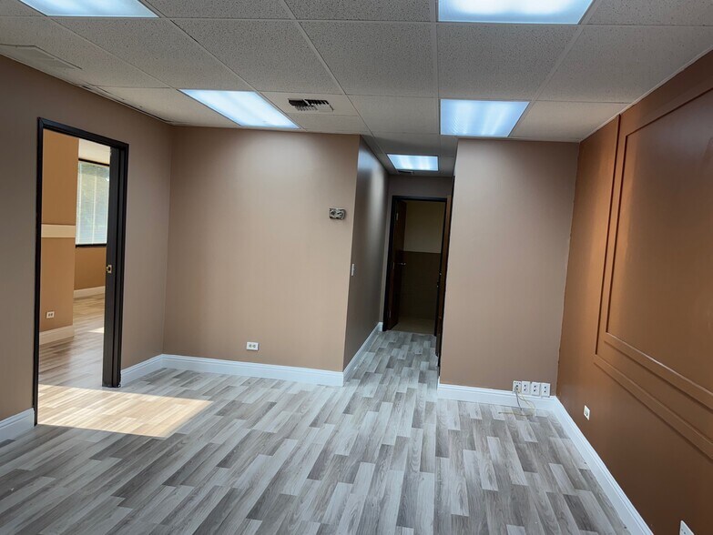 More Photos Of 11172 Huron St, Northglenn Loft Creative Space For Lease