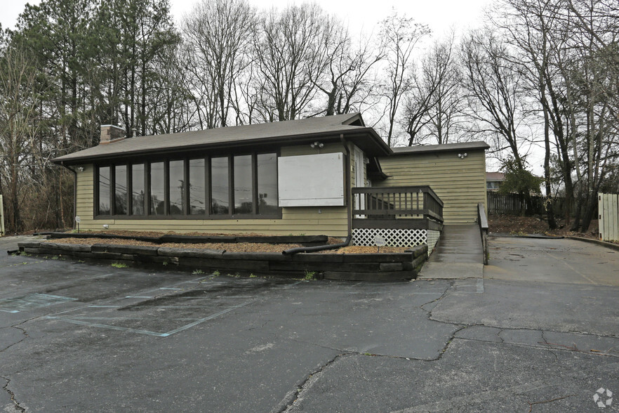 Primary Photo Of 3905 Webb Rd, Chattanooga Freestanding For Sale