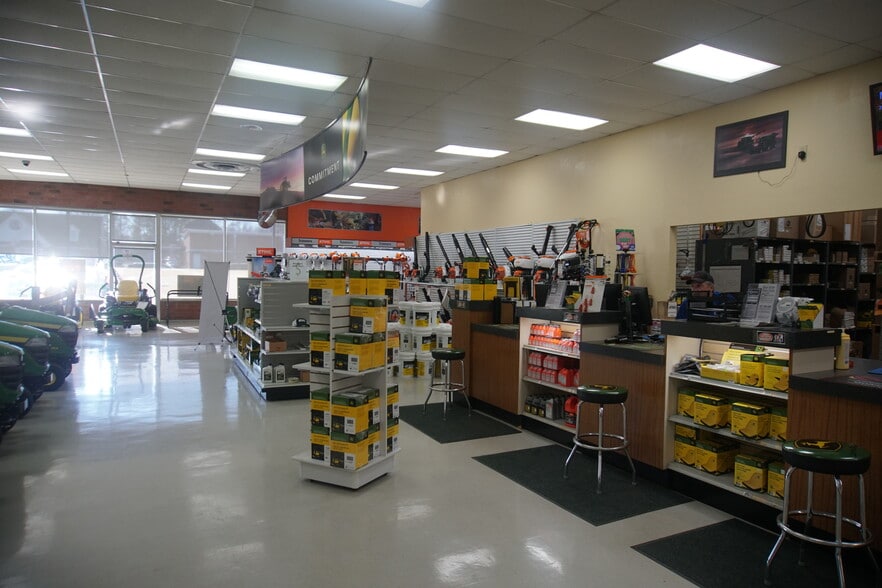 More Photos Of 2725 Old Monroe Rd, Matthews Freestanding For Lease