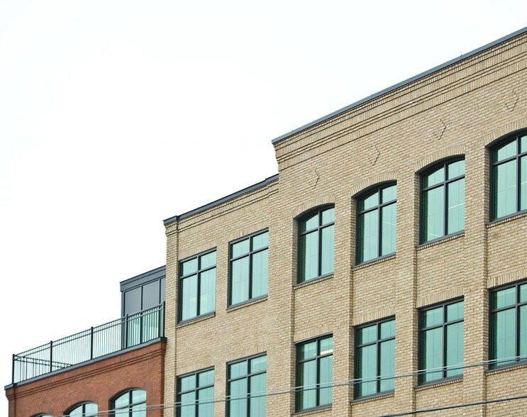 More Photos Of 180 Battery St, Burlington Office For Lease