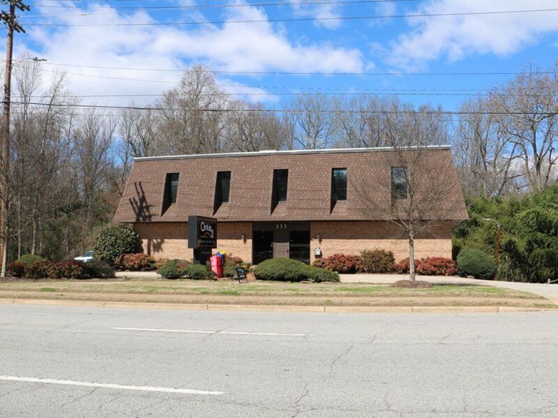 Primary Photo Of 333 Wade Hampton Blvd, Greenville Medical For Lease