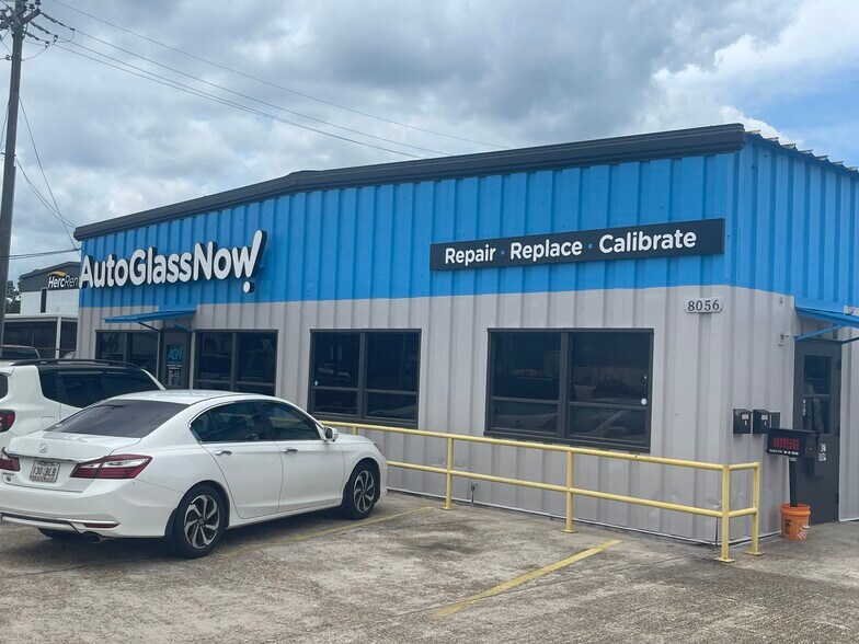 Primary Photo Of 8056 Airline Hwy, Baton Rouge Auto Repair For Lease