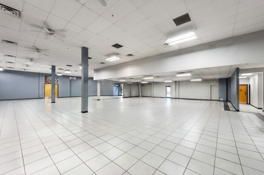 More Photos Of 4106 Outlook Blvd, Pueblo Freestanding For Sale