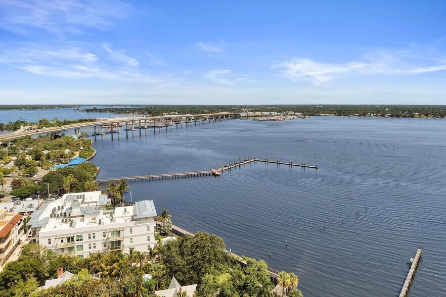 More Photos Of 37-41 SW Seminole St, Stuart Apartments For Lease