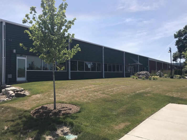 More Photos Of 241 Francis Ave, Mansfield Warehouse For Lease