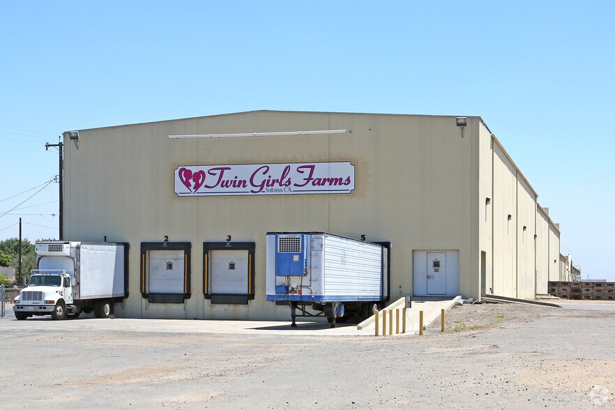 More Photos Of 10537 Boone Dr, Sultana Refrigeration Cold Storage For Sale