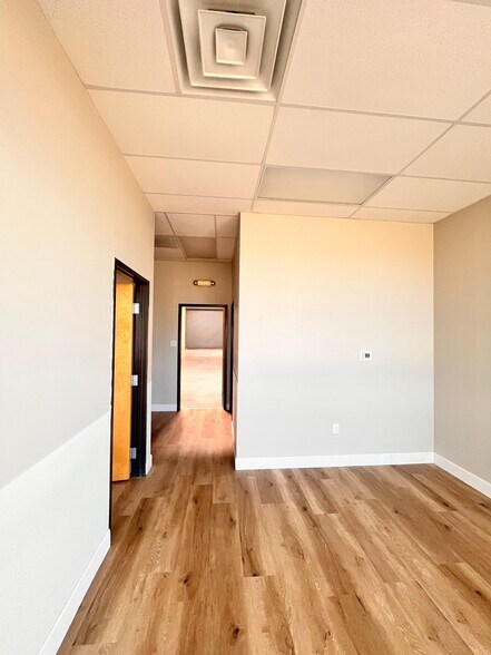 More Photos Of 21732 Provincial Blvd, Katy Service For Sale