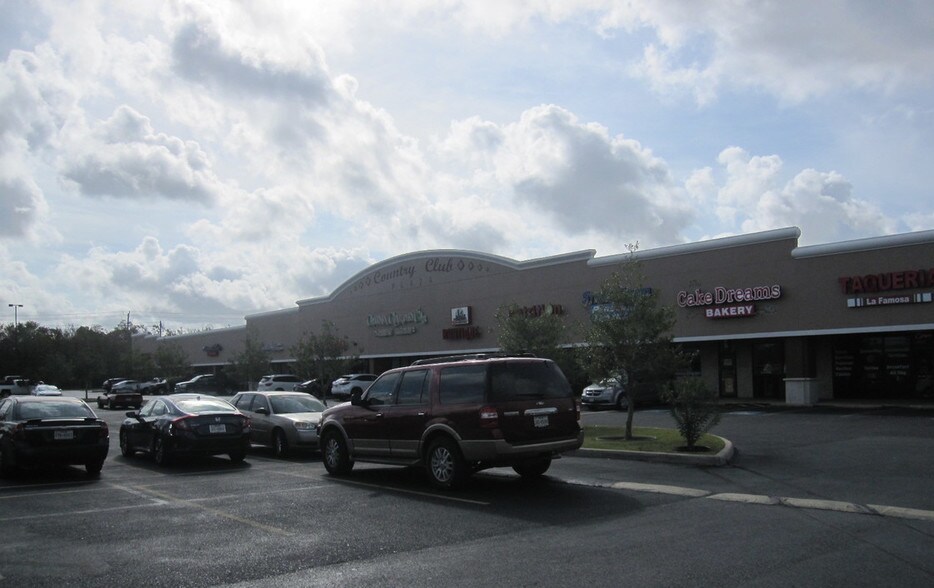 More Photos Of 2514-2550 E Broadway St, Pearland Unknown For Lease