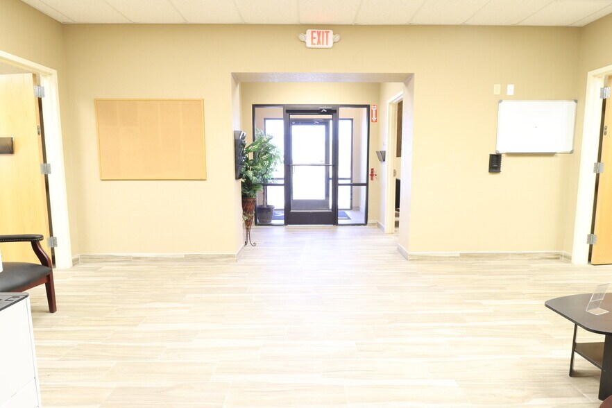 More Photos Of 2605 French dr, Hobbs Industrial For Lease