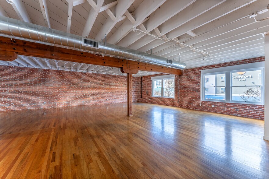 More Photos Of 635-675 G St, San Diego Storefront Retail Office For Lease