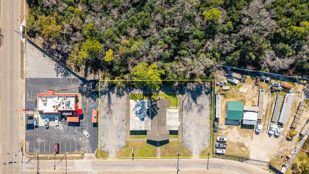 More Photos Of 7030 Bretshire Dr, Houston Medical For Sale