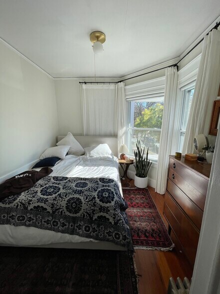 More Photos Of 244 Bowen St, Providence Apartments For Sale