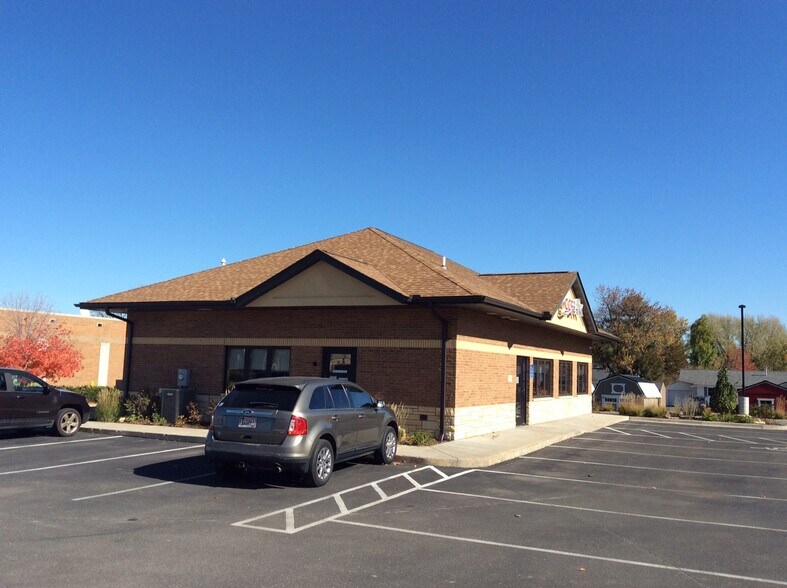 More Photos Of 3151 S Service Dr, Red Wing Storefront Retail Office For Lease