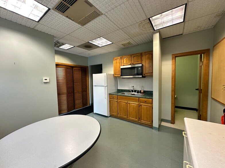 More Photos Of 6840 Erie Rd, Derby Bank For Lease