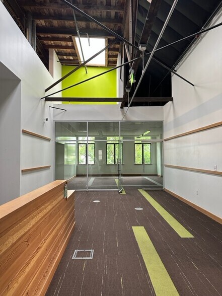 More Photos Of 387 S 1st St, San Jose Loft Creative Space For Lease