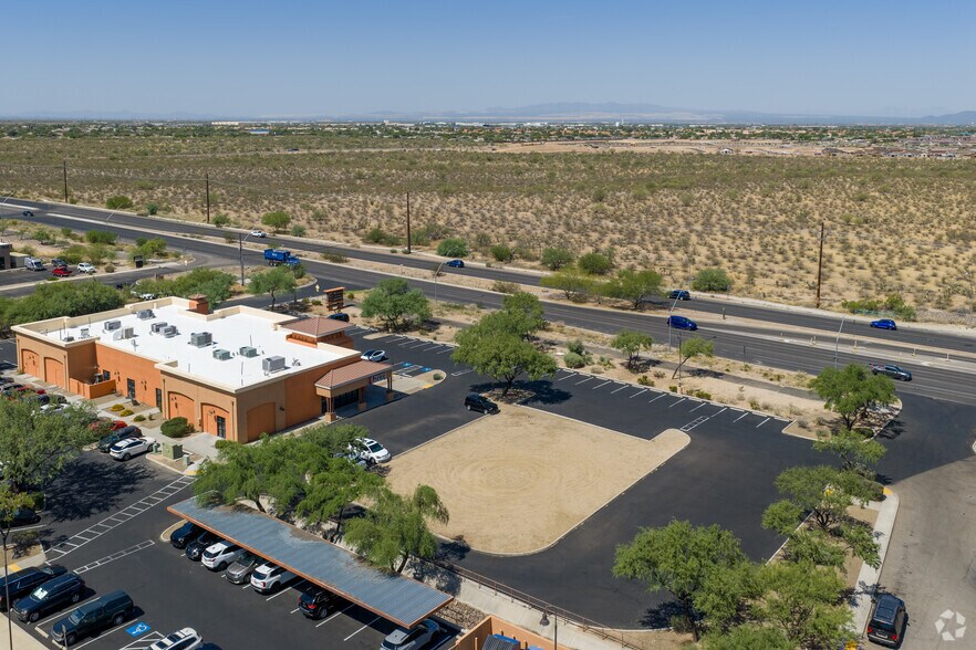 More Photos Of 7365 S Houghton Rd, Tucson Restaurant For Sale