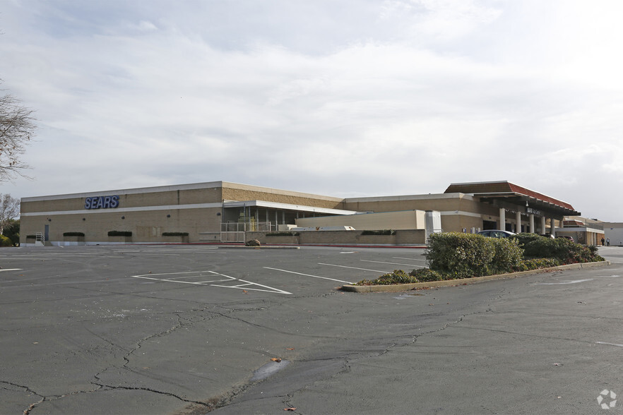 Primary Photo Of 2600 Somersville Rd, Antioch Department Store For Sale