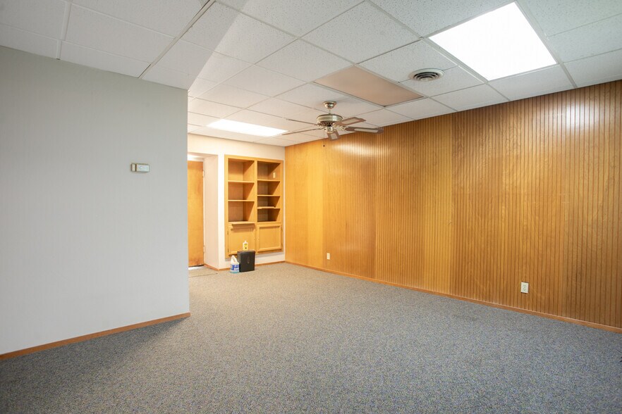 More Photos Of 310-312 1st St, Marysville Office Residential For Lease