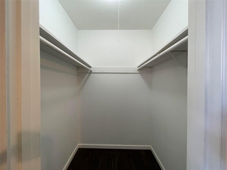 More Photos Of 7315 Housman, Houston Specialty For Sale