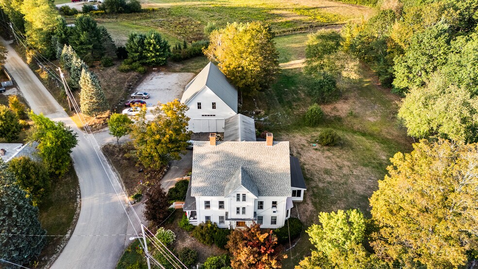 More Photos Of 32 Maple St, Andover Hospitality For Sale