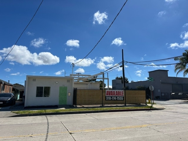 More Photos Of 1728 W 166th St, Gardena Manufacturing For Sale