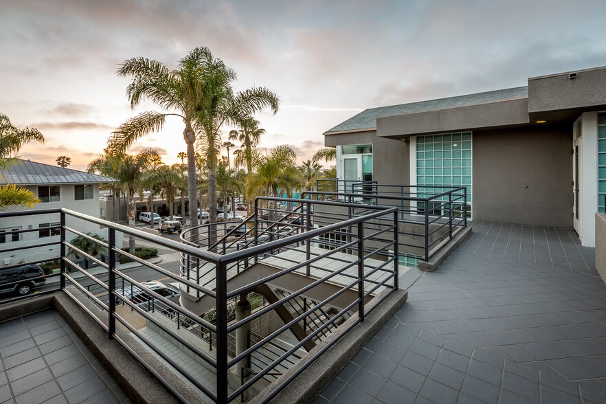 More Photos Of 2187 Newcastle Ave, Cardiff Loft Creative Space For Lease