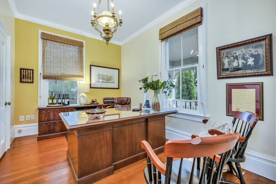 More Photos Of 129 Devlin Rd, Napa Specialty For Sale