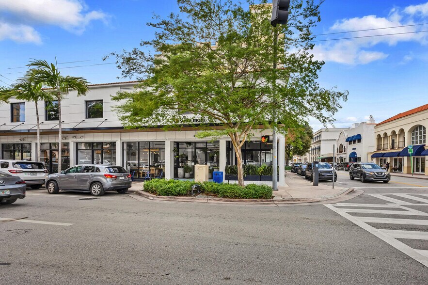 More Photos Of 2334-2346 Ponce De Leon Blvd, Coral Gables Office For Lease