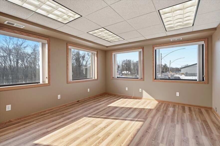 More Photos Of , Anoka Unknown For Sale