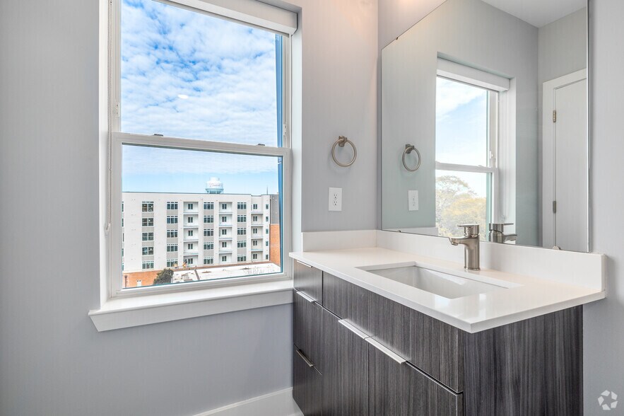 More Photos Of 25 Barbrick Ave SW, Concord Apartments For Lease