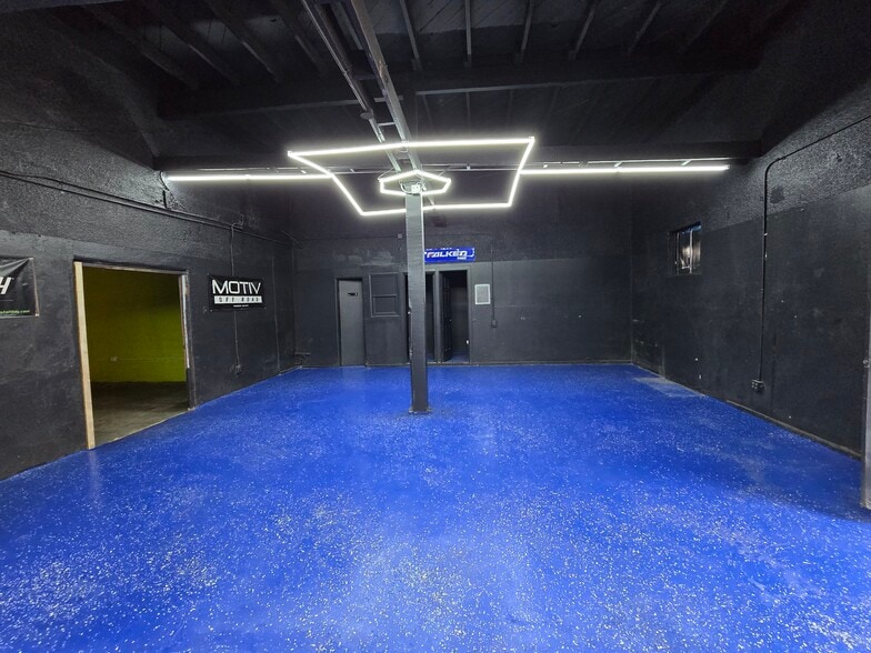 More Photos Of 4151 E Olympic Blvd, Los Angeles Auto Repair For Lease