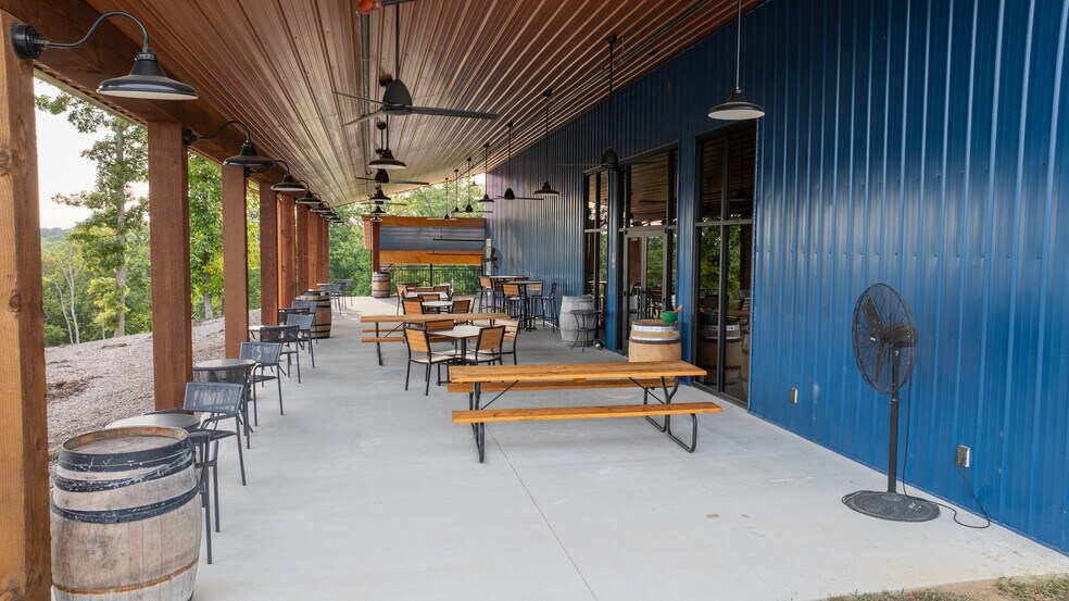 More Photos Of 100 Grand Vintners Lane, Lake Ozark Winery Vineyard For Sale