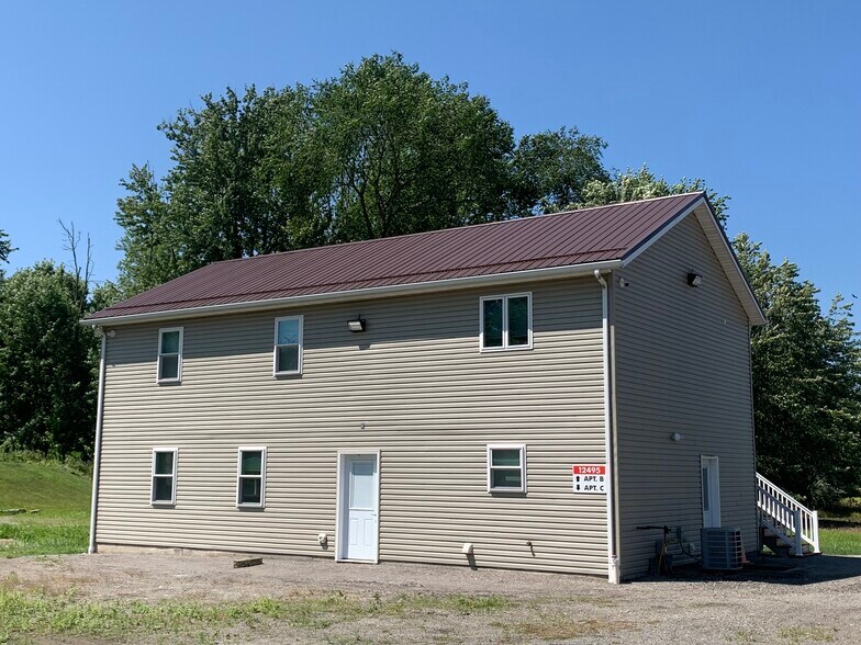 More Photos Of 12495 Ravenna Ave NE, Hartville Warehouse For Lease