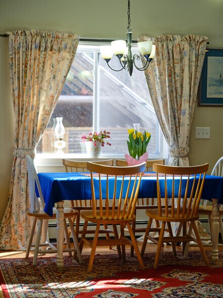 More Photos Of 3806 Vt Route 11, Londonderry Hotel For Sale