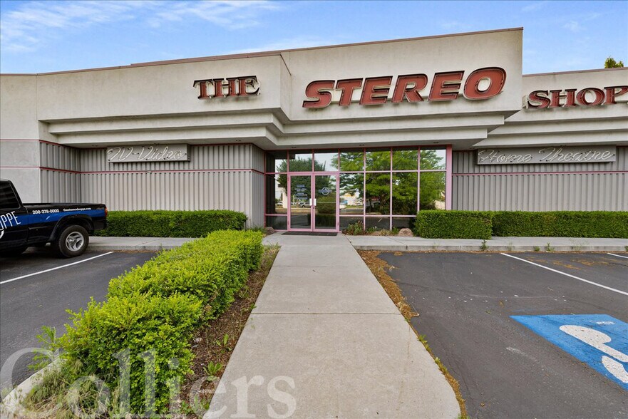 More Photos Of 8778 W Fairview Ave, Boise Freestanding For Sale