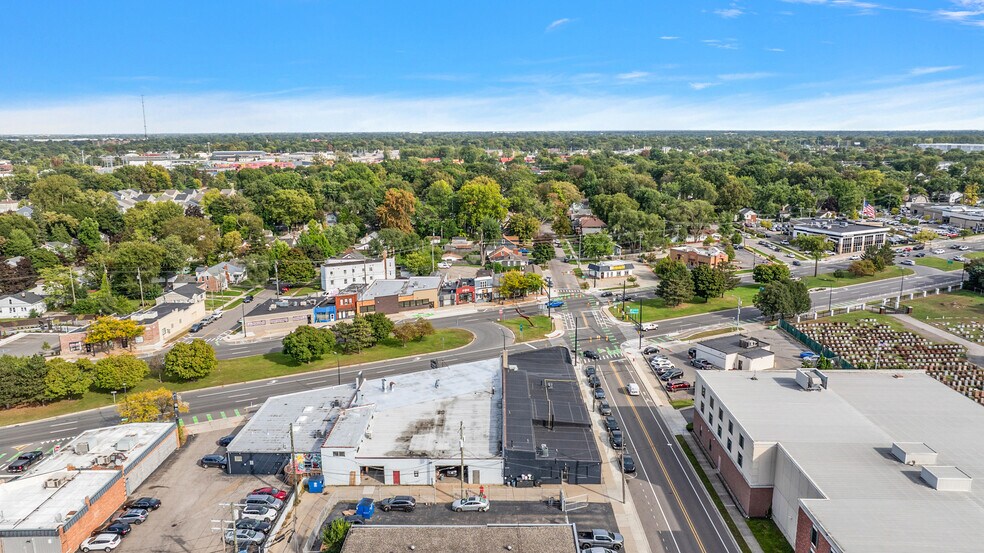More Photos Of 22007 Woodward Ave, Ferndale Loft Creative Space For Sale