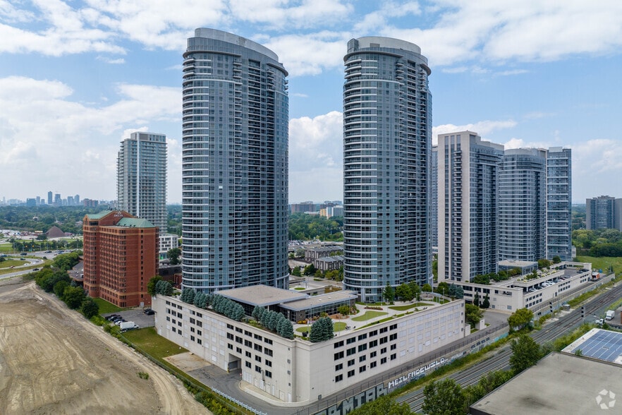 More Photos Of 125 Village Green Sq, Toronto Apartments For Sale