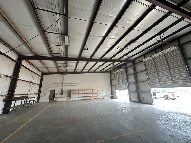 More Photos Of 5805 S FM 1788, Midland Warehouse For Lease