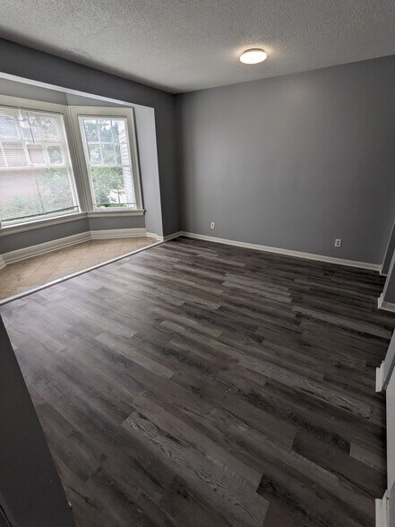 More Photos Of 3933 Warwick Blvd, Kansas City Apartments For Sale