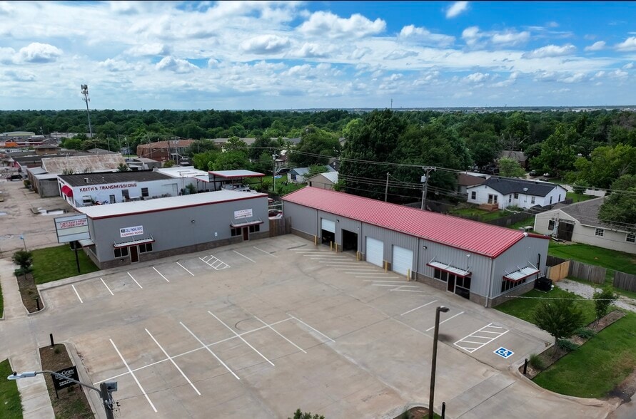 More Photos Of , Oklahoma City General Retail For Sale