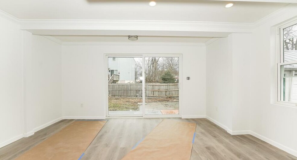 More Photos Of 650 City Island Ave, Bronx Apartments For Sale