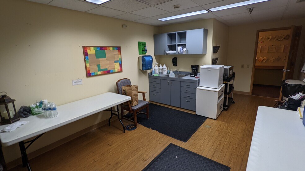 More Photos Of 3800 Oakleaf Rd, Brentwood Assisted Living For Sale